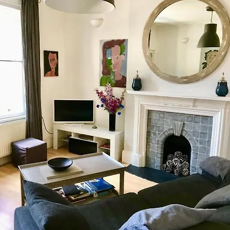 Apartamento Trendy 2Bd Flat In West Hampstead Londres Exterior foto