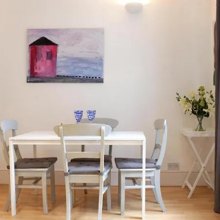 Apartamento Trendy 2Bd Flat In West Hampstead Londres Exterior foto